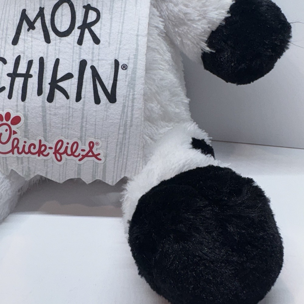 Chick-fil-A Eat Mor Chikin Cow Plush Stuffed Animal 2021 Black White Red - Picture 3 of 12